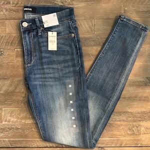 Express Size 6R Mid-Rise Legging